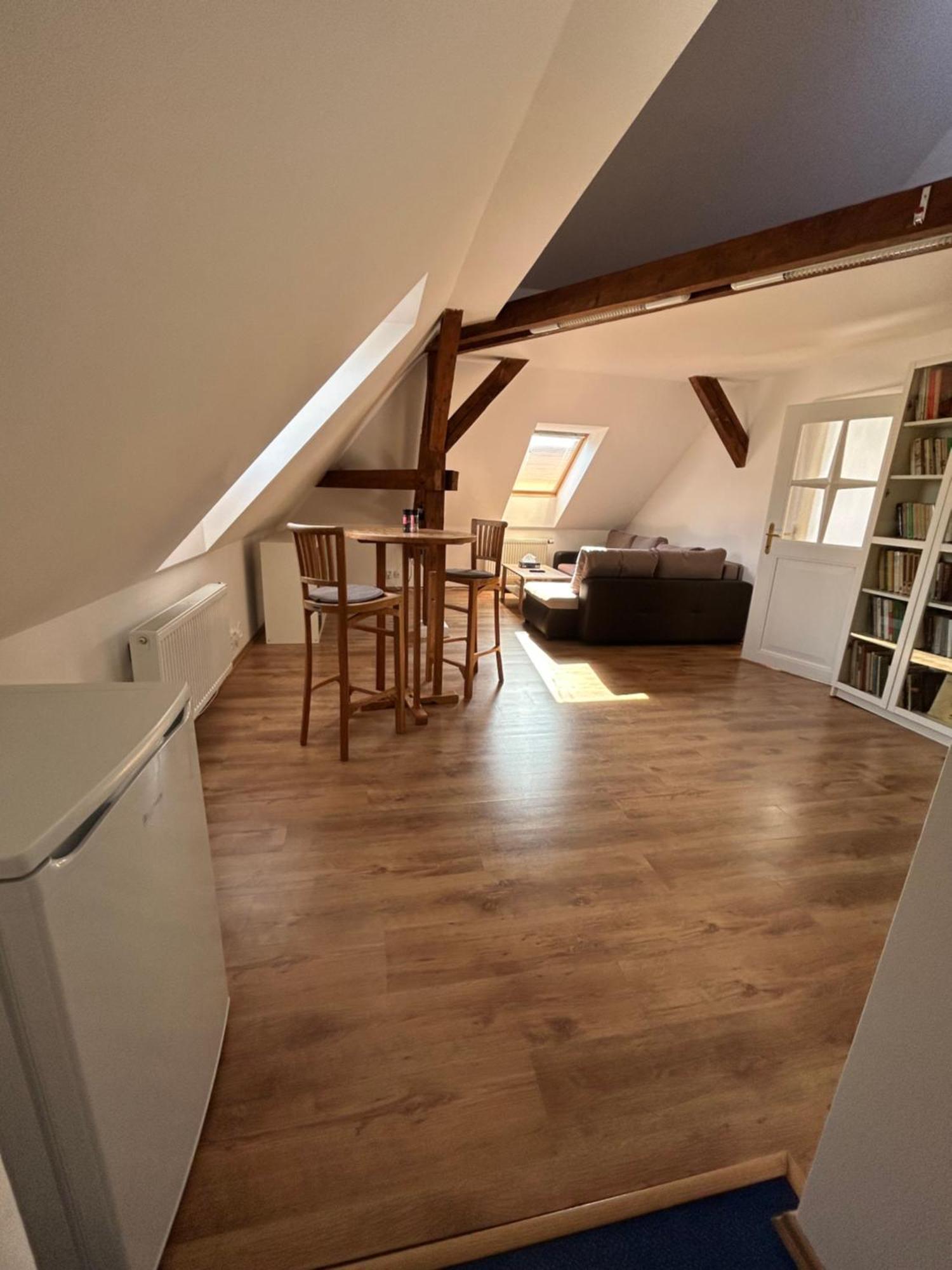 Apartment U Kubiku Hradec Kralove